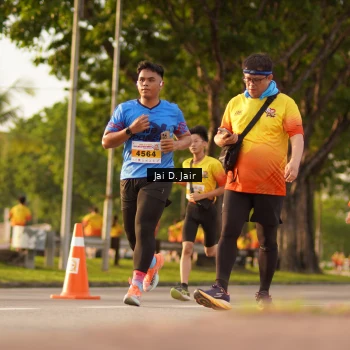 Runner Photo 2502758