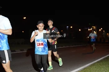 Runner Photo 2502760