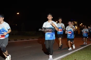 Runner Photo 2502878