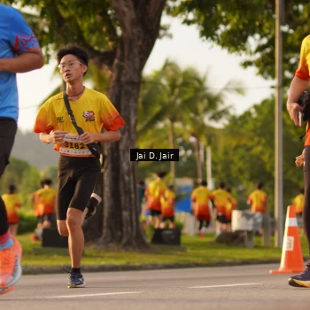 Runner Photo 2502896