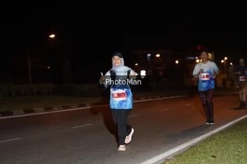 Runner Photo 2503987