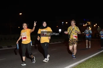 Runner Photo 2504355