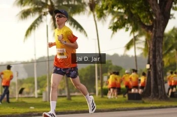 Runner Photo 2504368