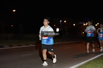 Runner Photo 2504389