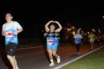 Runner Photo 2504393