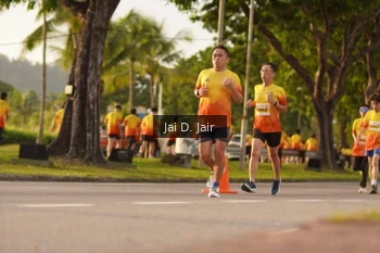 Runner Photo 2504396