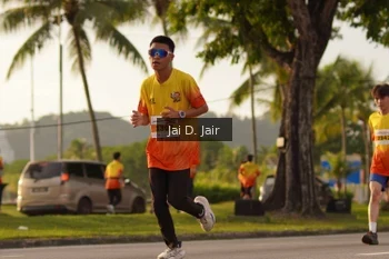 Runner Photo 2504704
