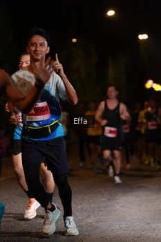 Runner Photo 2504836