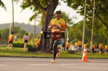 Runner Photo 2504856