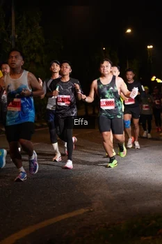 Runner Photo 2504862