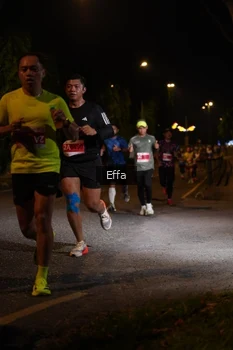 Runner Photo 2504875