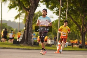 Runner Photo 2504912