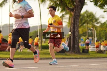 Runner Photo 2504960