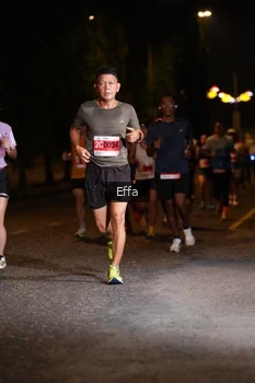 Runner Photo 2504962
