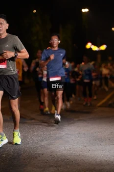 Runner Photo 2504971