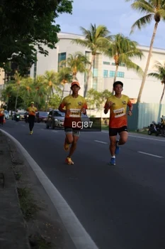 Runner Photo 2504986