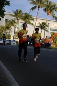 Runner Photo 2504989