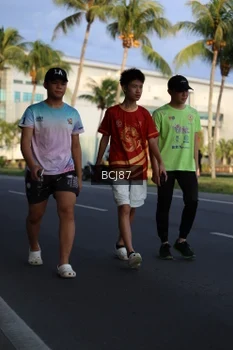 Runner Photo 2504998