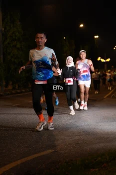 Runner Photo 2505024