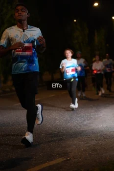 Runner Photo 2505037