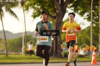 Runner Photo 2505200