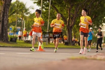 Runner Photo 2505419