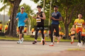 Runner Photo 2505591