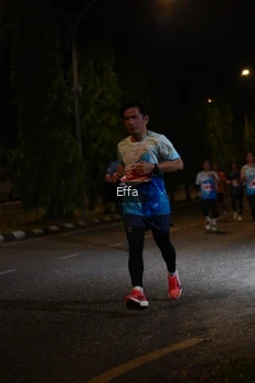 Runner Photo 2505760