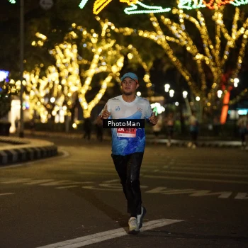 Runner Photo 2505963