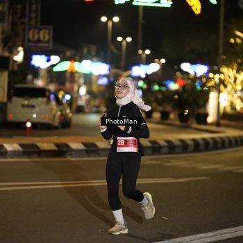Runner Photo 2506070