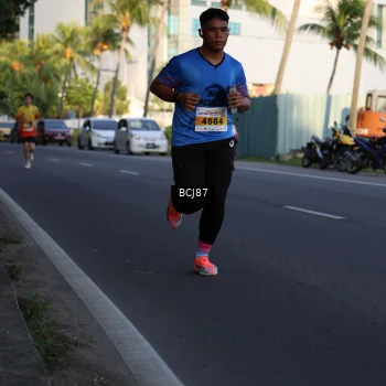Runner Photo 2506302