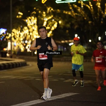 Runner Photo 2506387