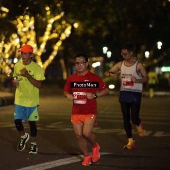 Runner Photo 2506393