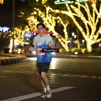 Runner Photo 2506471