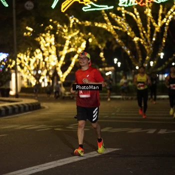 Runner Photo 2506519