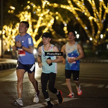 Runner Photo 2506588