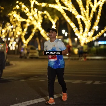 Runner Photo 2506594