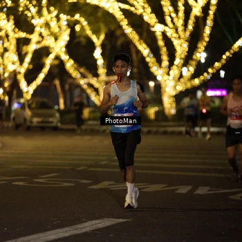 Runner Photo 2506632
