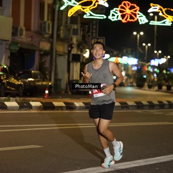 Runner Photo 2506799