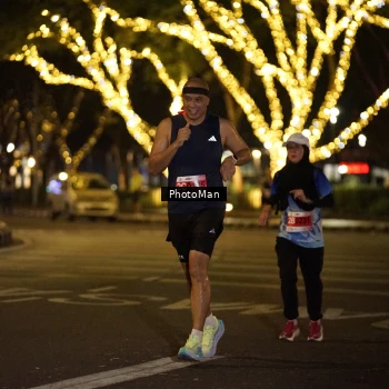 Runner Photo 2506972