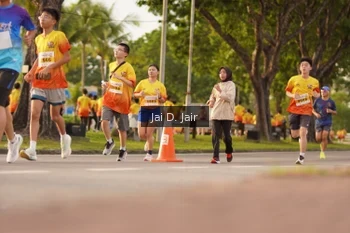 Runner Photo 2510011