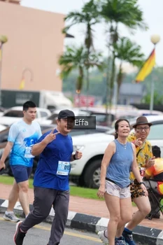Runner Photo 2516432