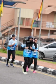 Runner Photo 2516634