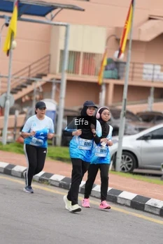 Runner Photo 2516644