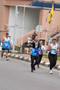 Runner Photo 2516696