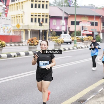 Runner Photo 2519435