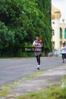 Runner Photo 2519639