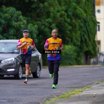 Runner Photo 2519815