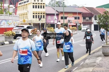 Runner Photo 2519896