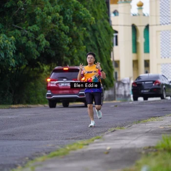 Runner Photo 2520200